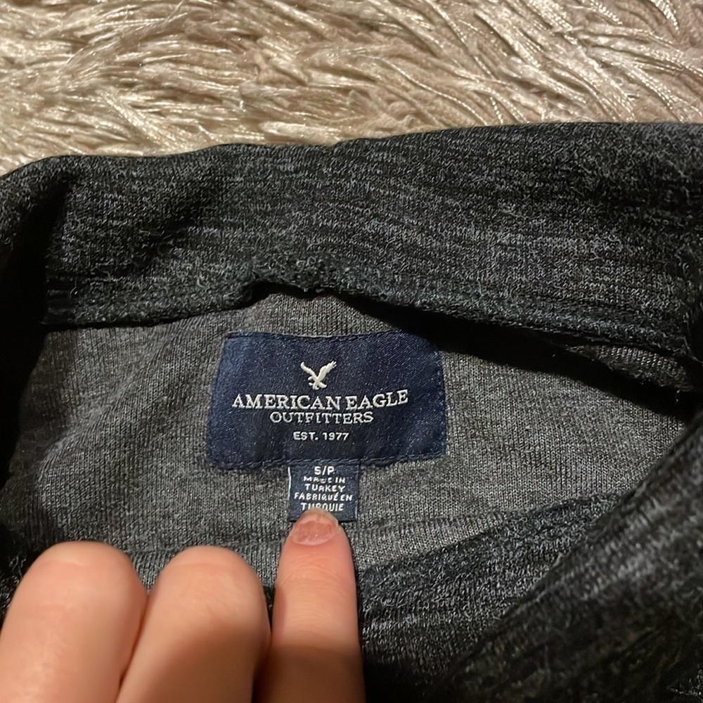 AMERICAN Eagle Outfitters Turtle Neck Gray Sweatshirt sz Small - Picture 5 of 8